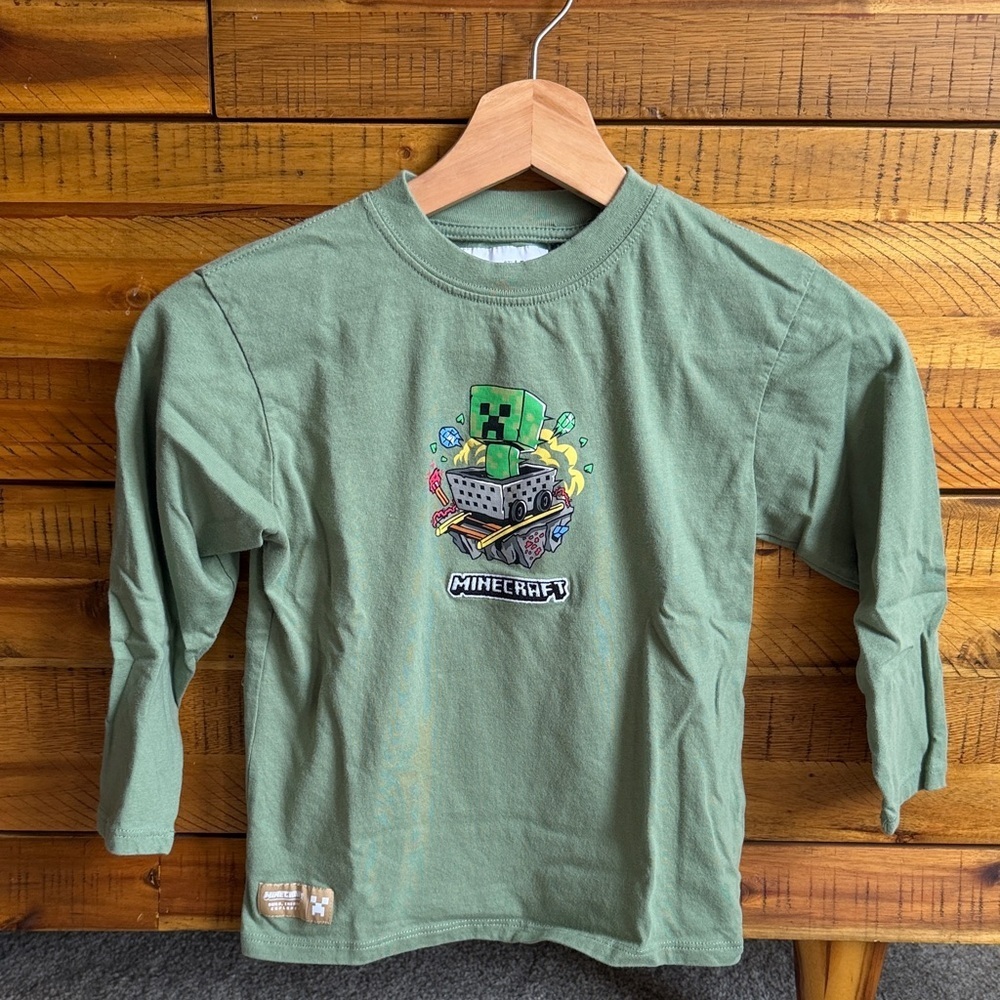 Zara Boy’s Kids' Long Sleeve Minecraft Creeper Graphic Tee - Green